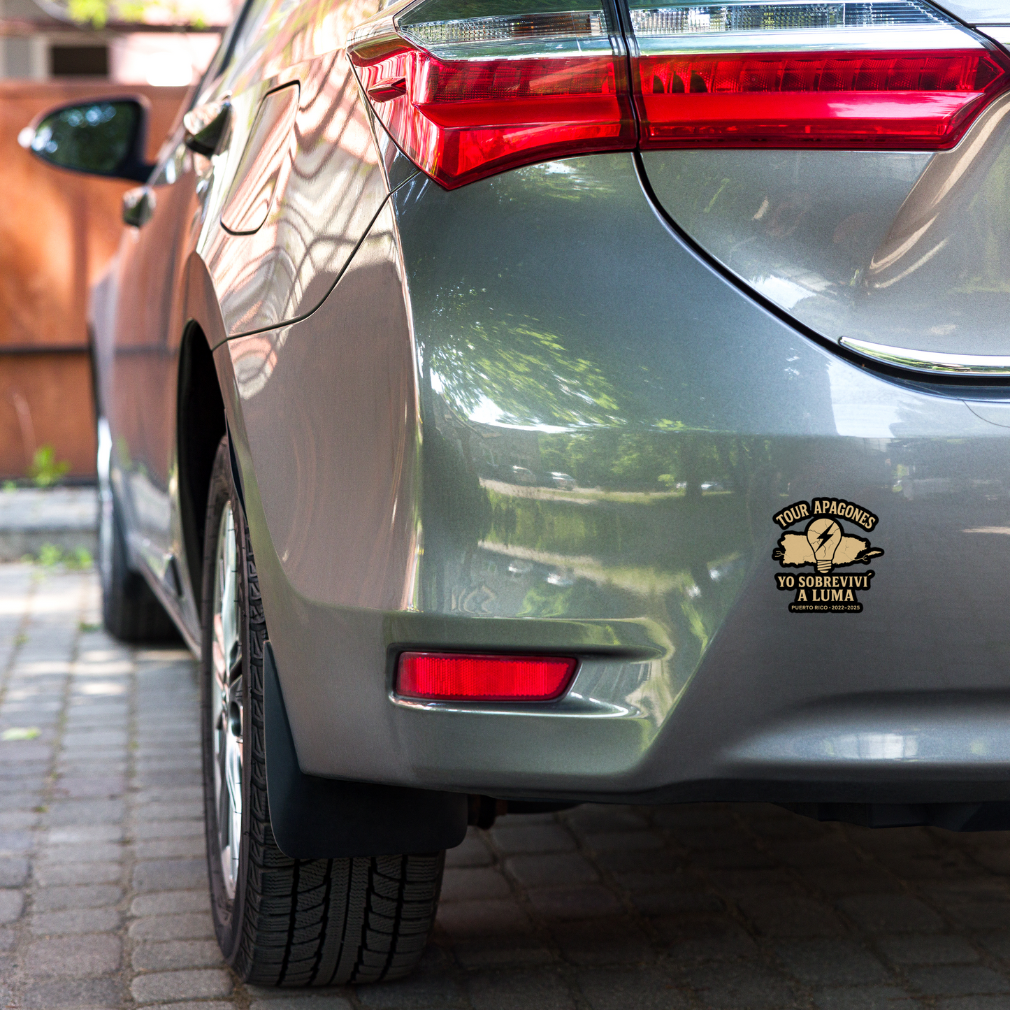 Tour de Apagones Sticker